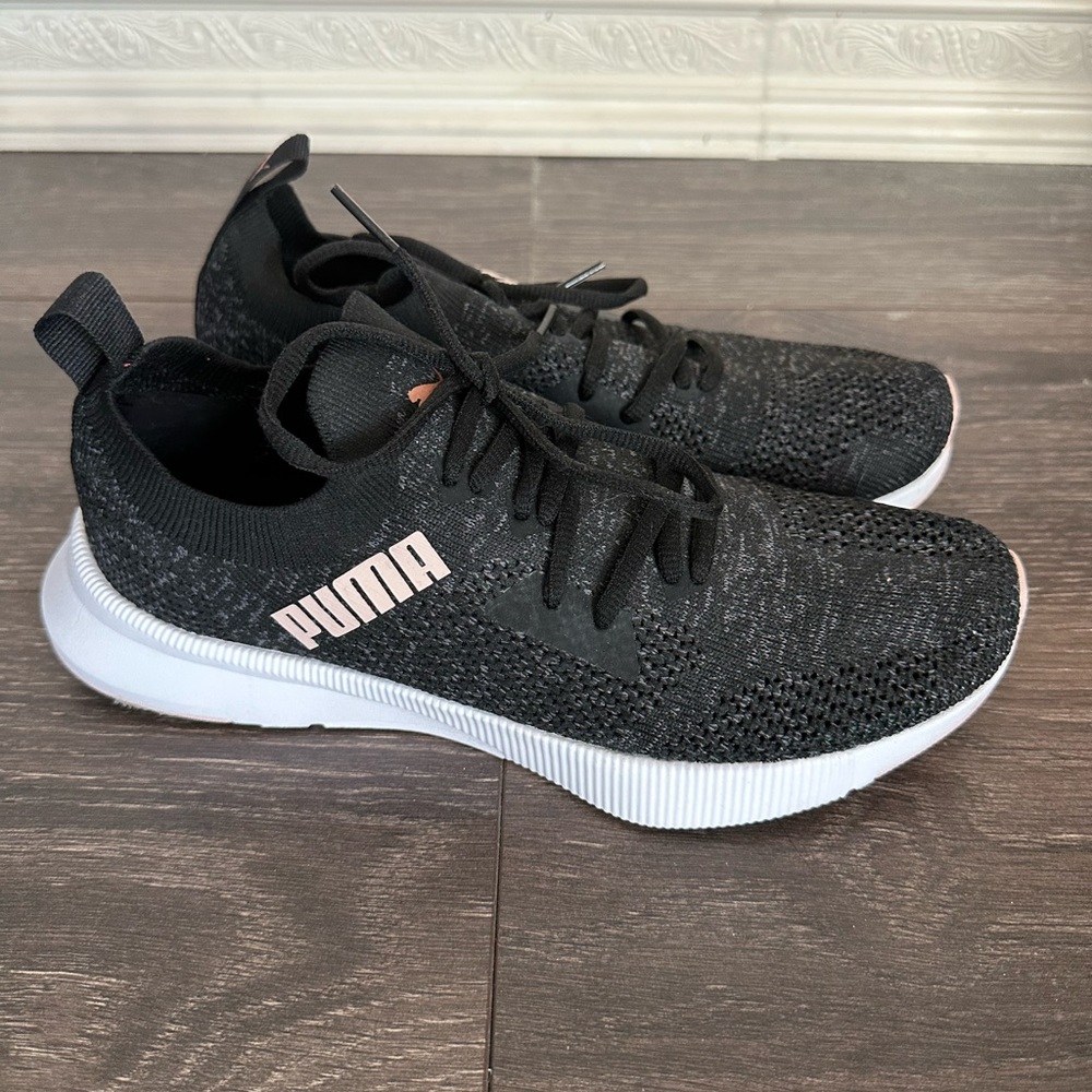 PUMA Softfoam shoe.